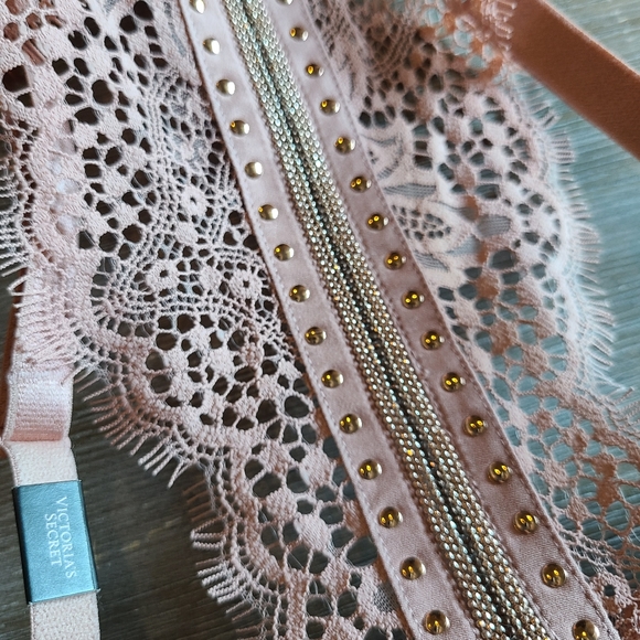 NWT Light Pink Lace 32DD Bra - Picture 5 of 10